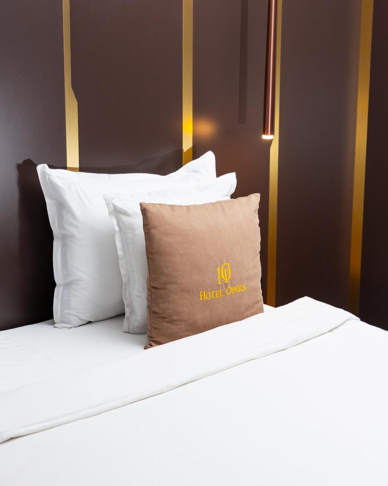 Hotel Opera Pristina Eksteriør bilde
