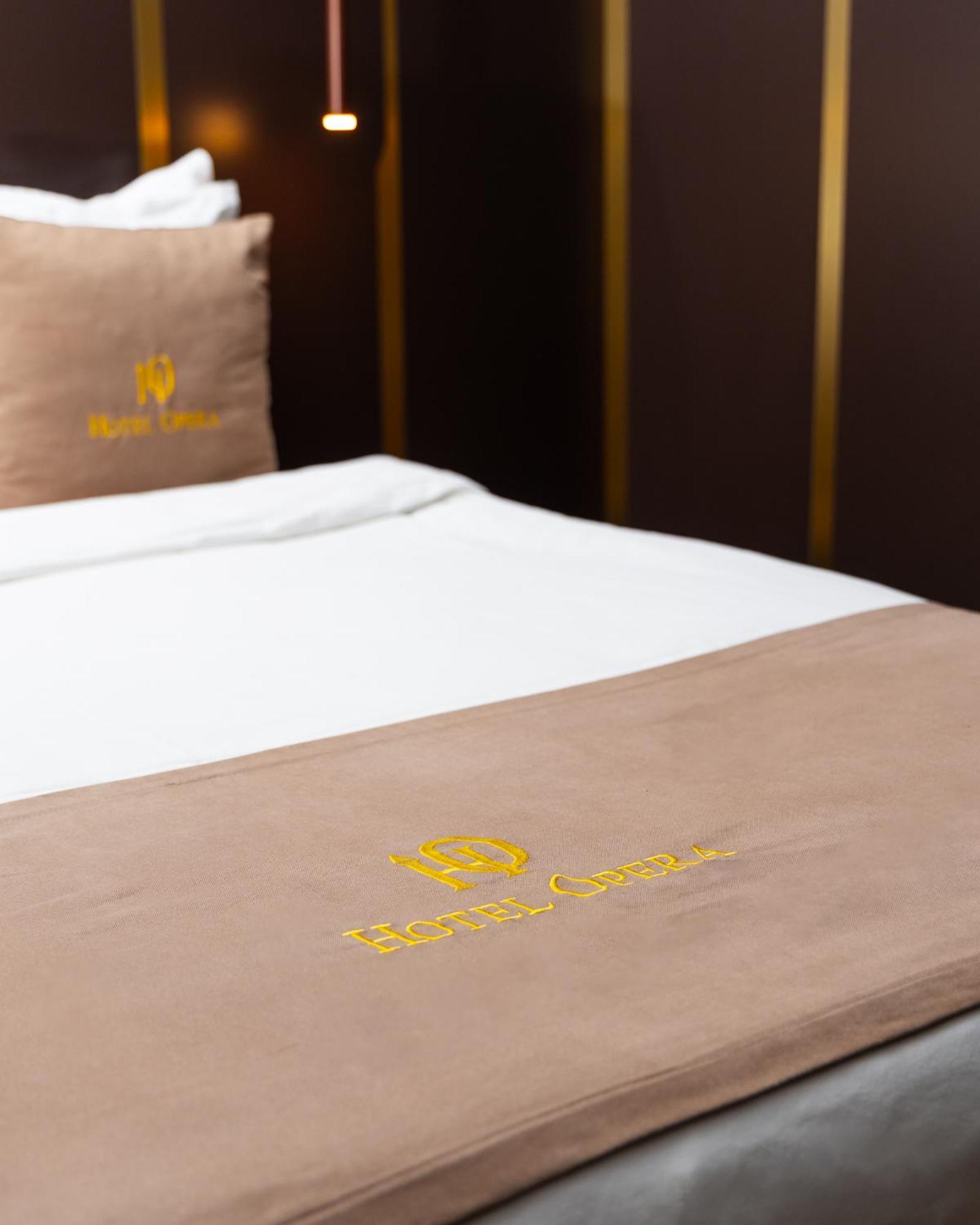 Hotel Opera Pristina Eksteriør bilde